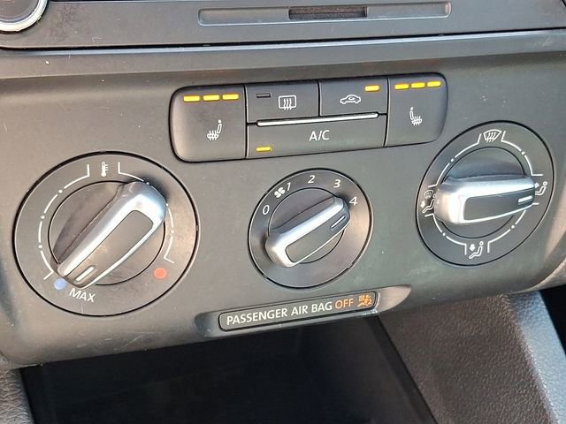 Used 2013 Volkswagen Jetta SE FWD image 16