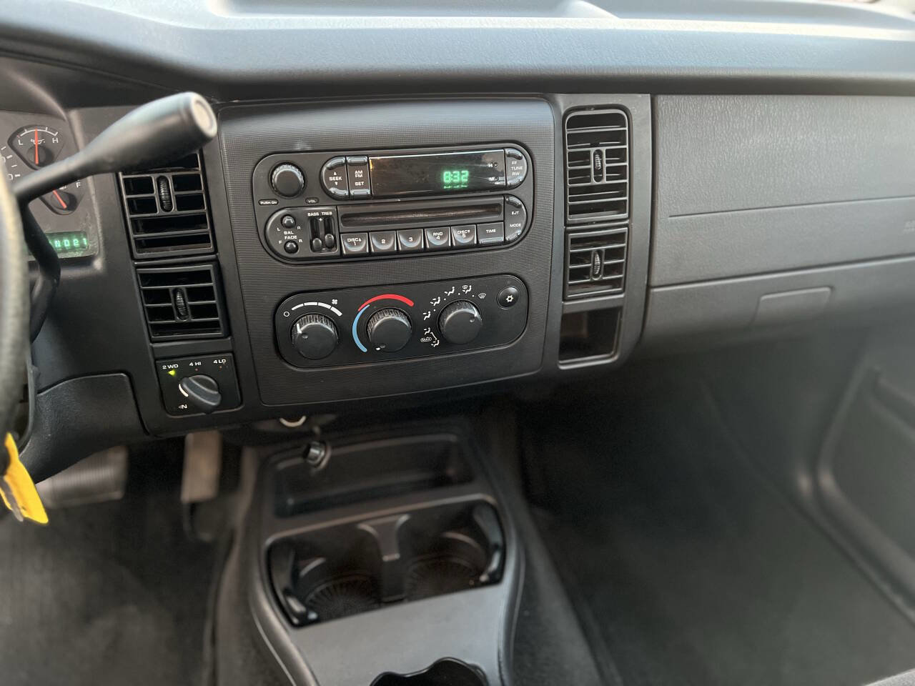 Used 2002 Dodge Dakota Sport AWD/4WD image 11