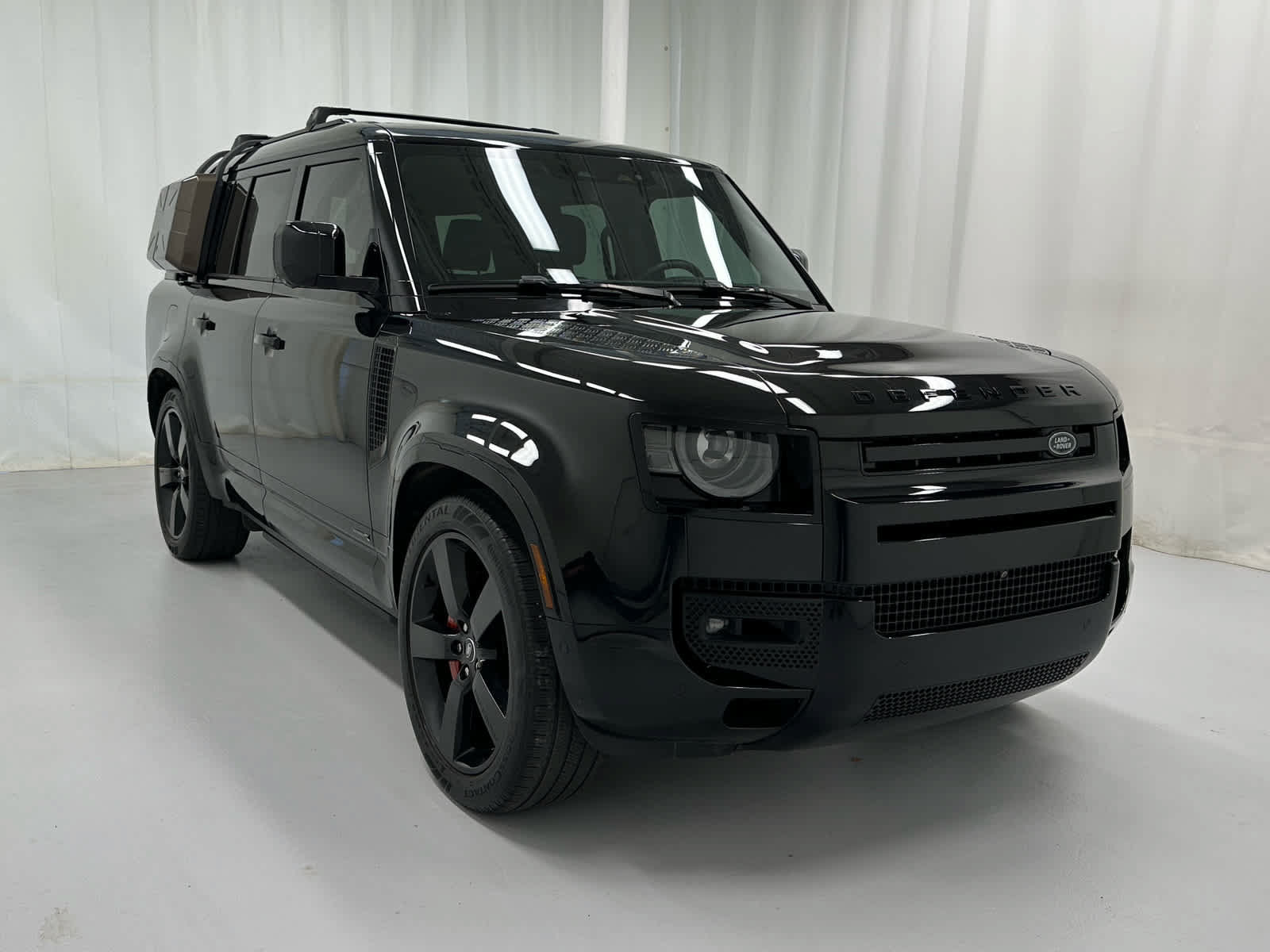 Used 2024 Land Rover Defender 130 X AWD/4WD image 1