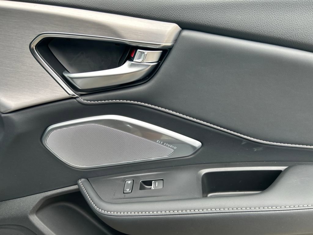 New 2025 Acura RDX SH-AWD image 27