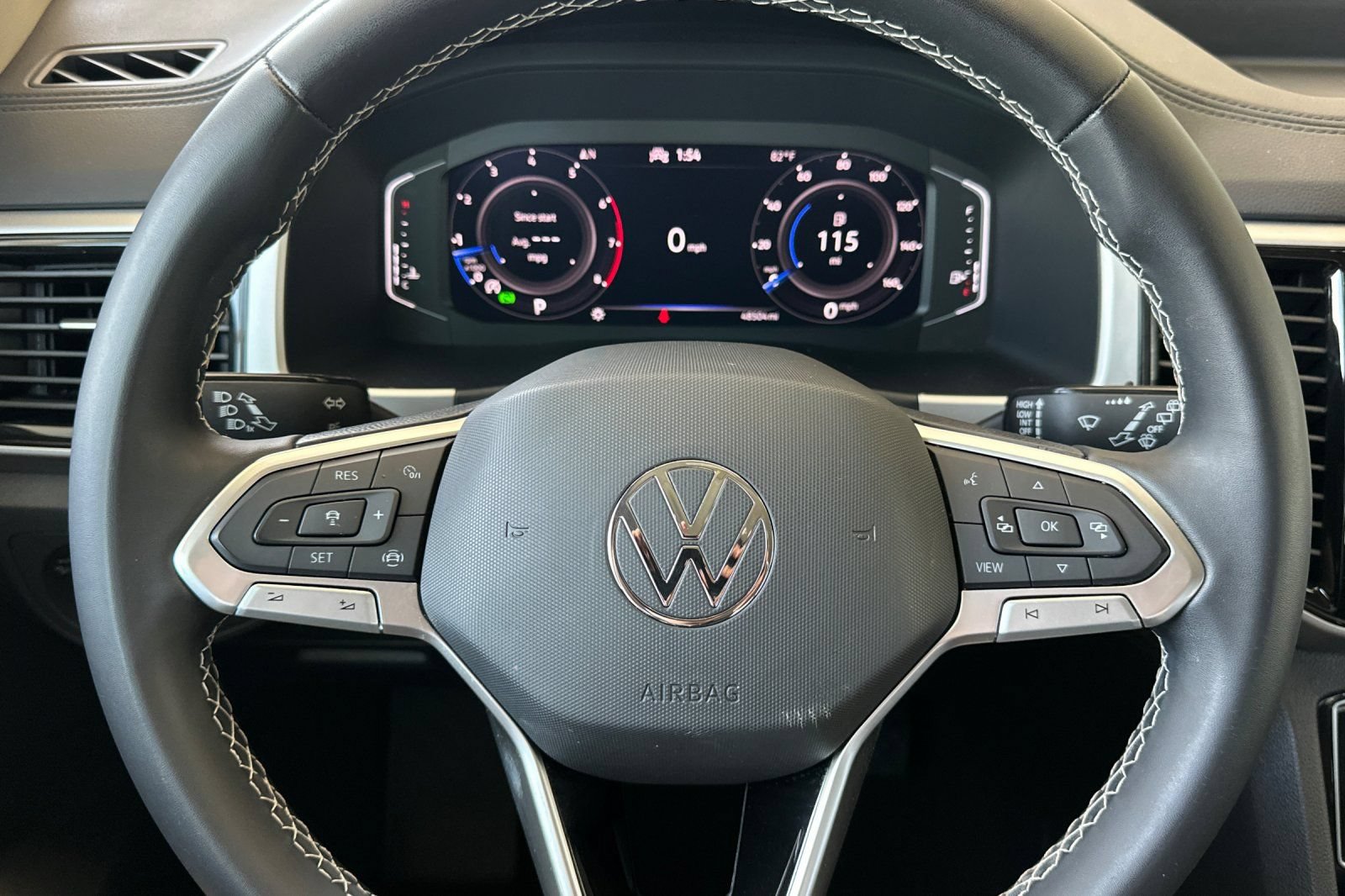 Used 2023 Volkswagen Atlas SE FWD image 24