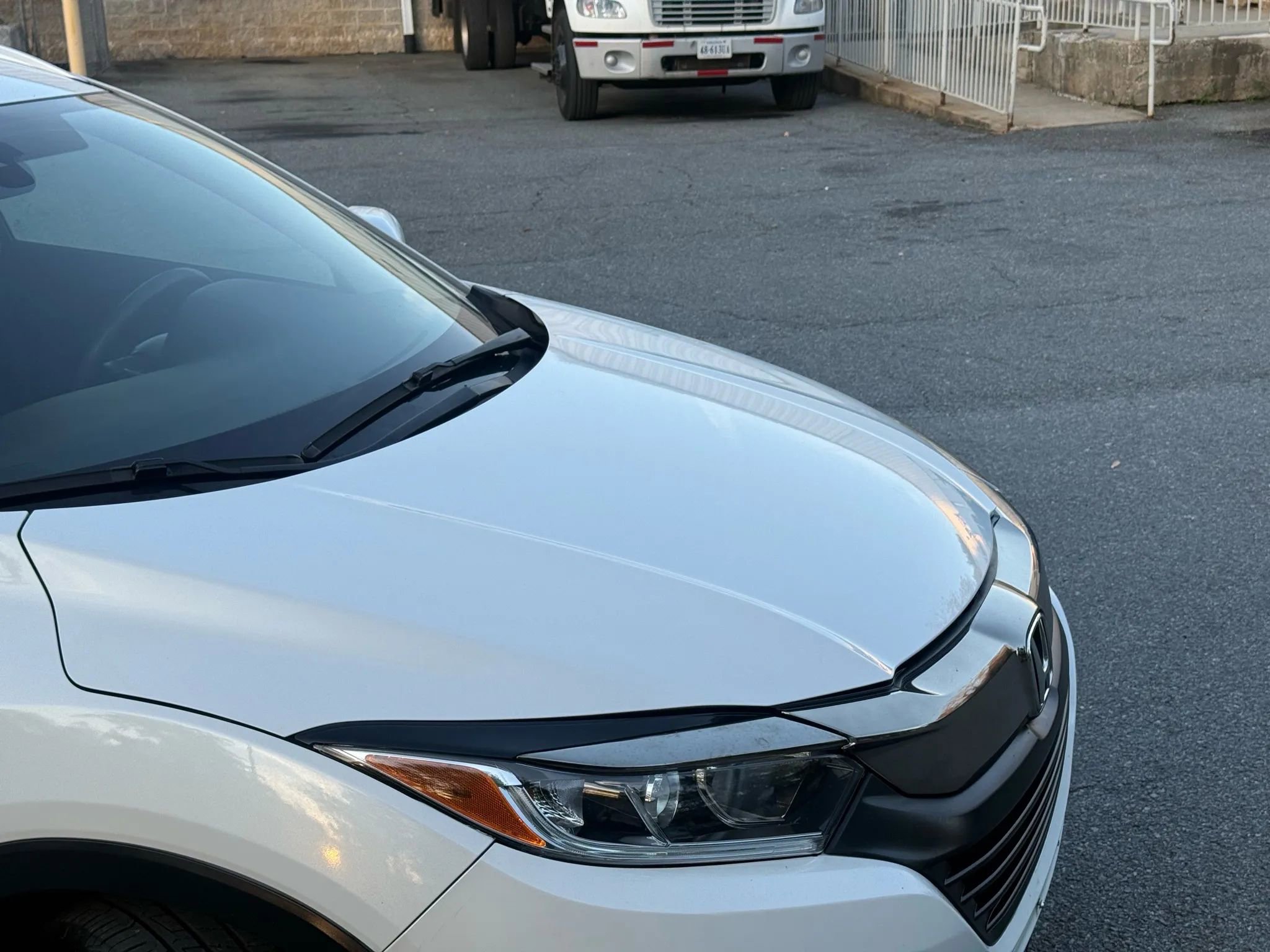 Used 2022 Honda HR-V EX image 3