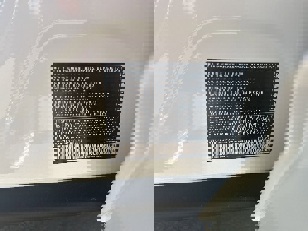 New 2025 Volkswagen Tiguan SE R-Line image 28