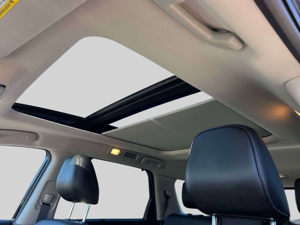 Certified 2025 Nissan Pathfinder Platinum image 20