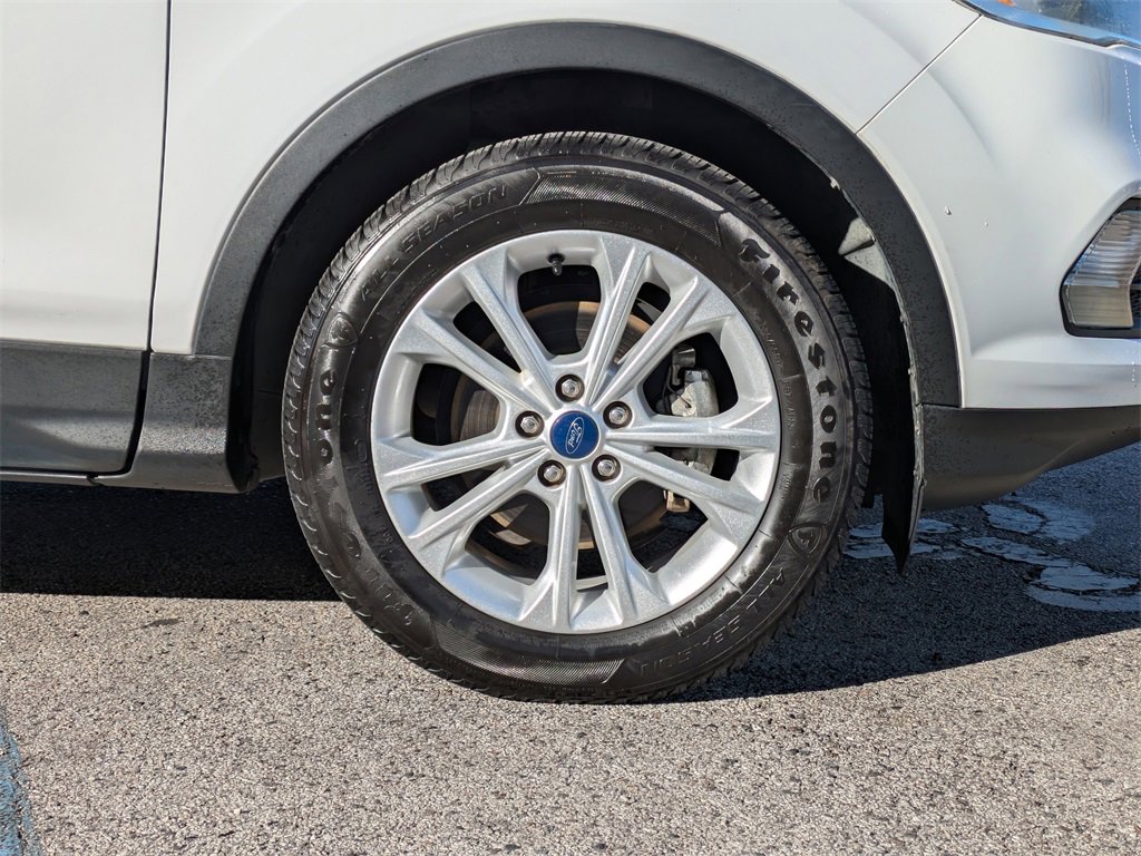 Used 2018 Ford Escape SE image 11