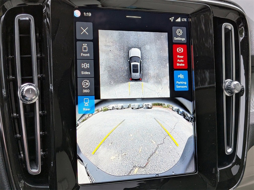 New 2026 Volvo XC40 B5 Plus w/ Protection Package Premier image 23