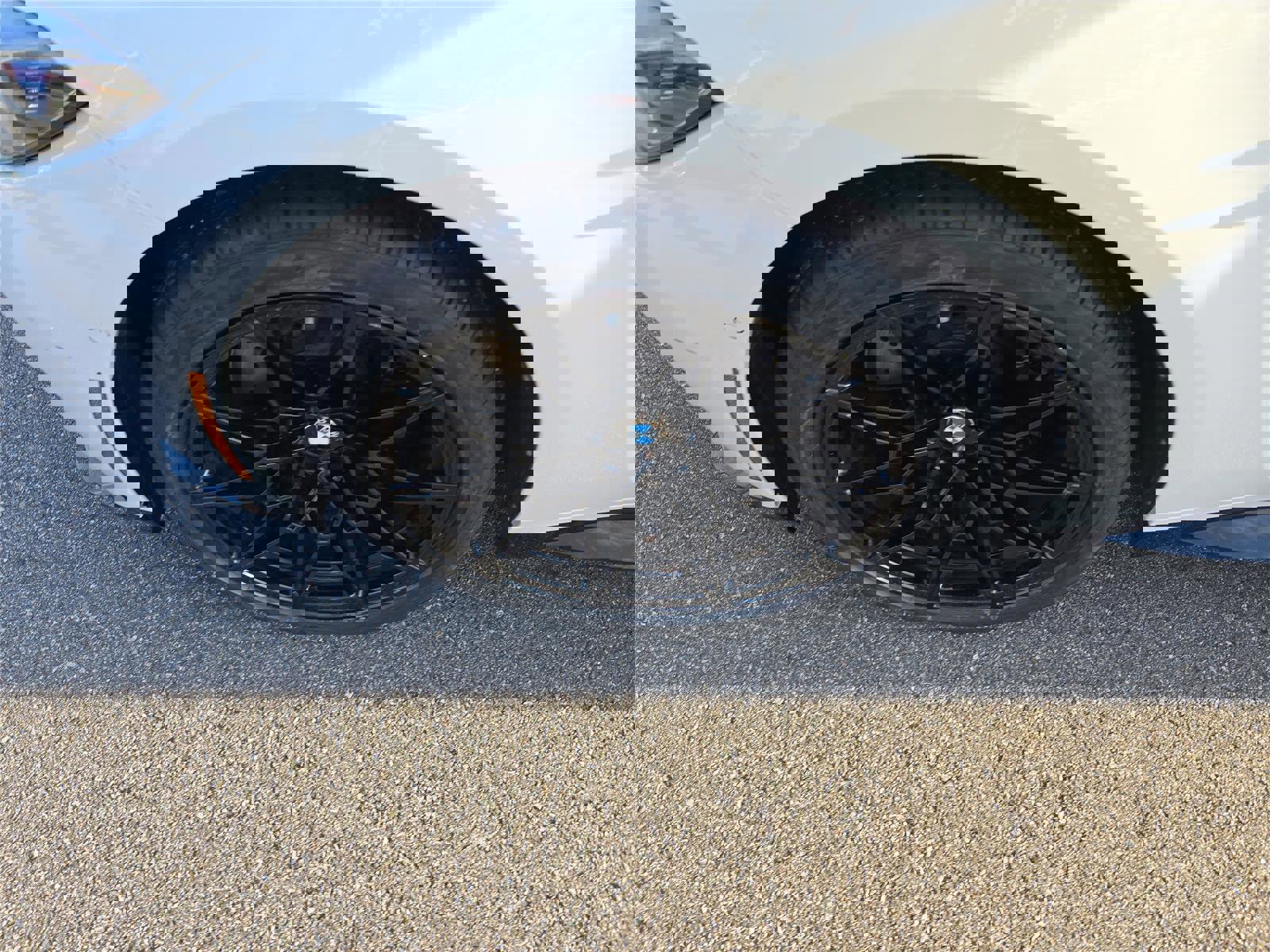 Used 2025 BMW M4 Coupe w/ Executive Package image 9