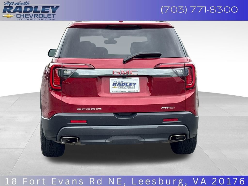Used 2022 GMC Acadia AT4 w/ Technology Package AWD/4WD image 4