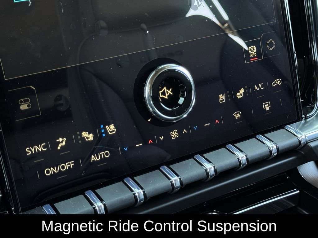 New 2026 GMC Yukon XL Denali w/ Denali Reserve Package image 15