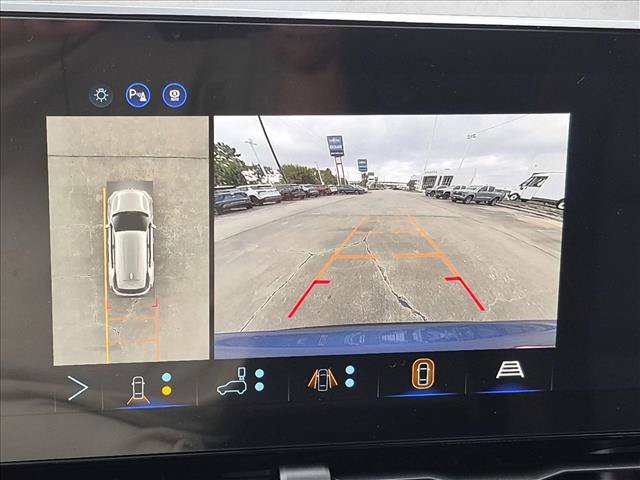 New 2027 Chevrolet Equinox RS w/ Safety and Technology Package FWD image 13