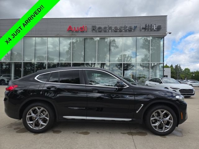 Used 2024 BMW X4 xDrive30i w/ Premium Package AWD/4WD image 8