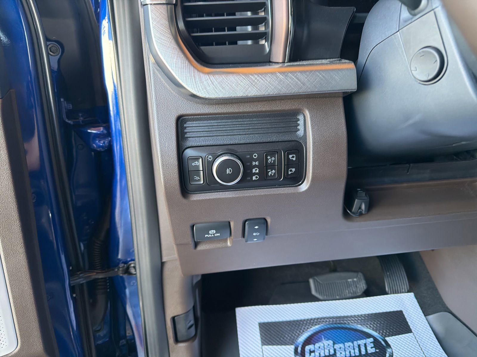 Used 2026 Ford F250 King Ranch w/ Tremor Off-Road Package image 12