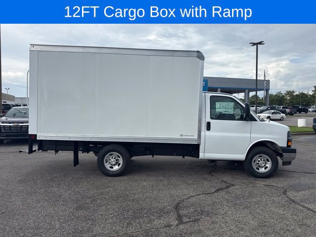 New 2026 Chevrolet Express 3500 w/ Power Convenience Package RWD image 2
