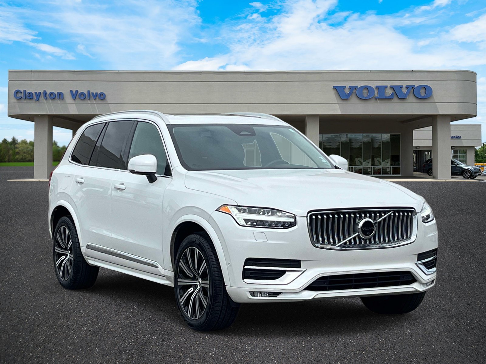 Certified 2023 Volvo XC90 B5 Plus w/ Protection Package AWD/4WD video 1