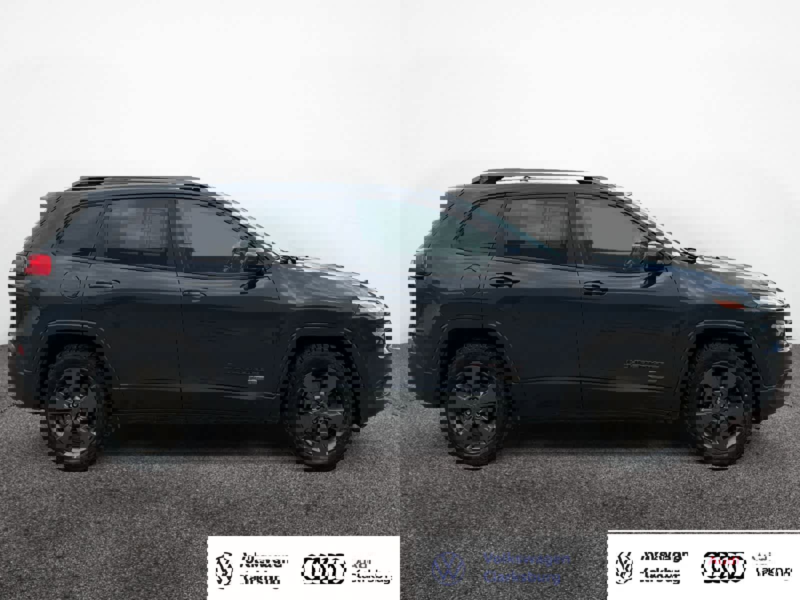 Used 2017 Jeep Cherokee 75th Anniversary image 6