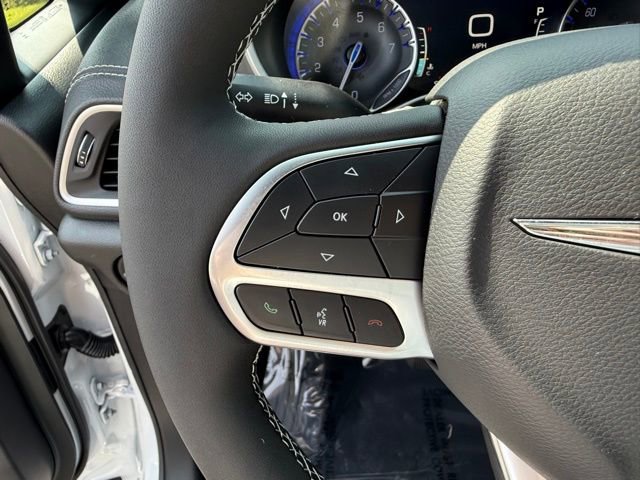 New 2026 Chrysler Pacifica Select image 18