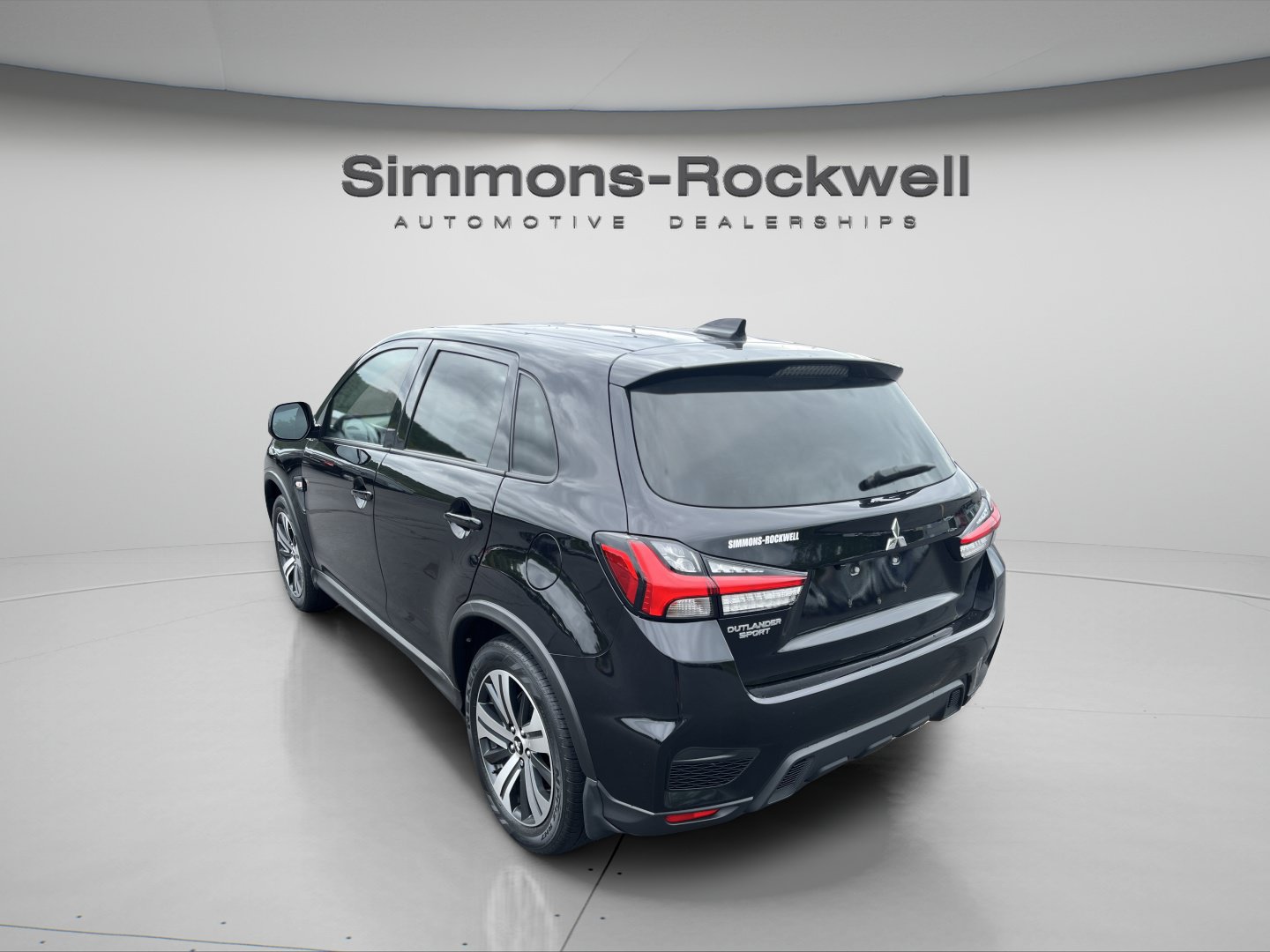 Used 2022 Mitsubishi Outlander Sport ES FWD image 2