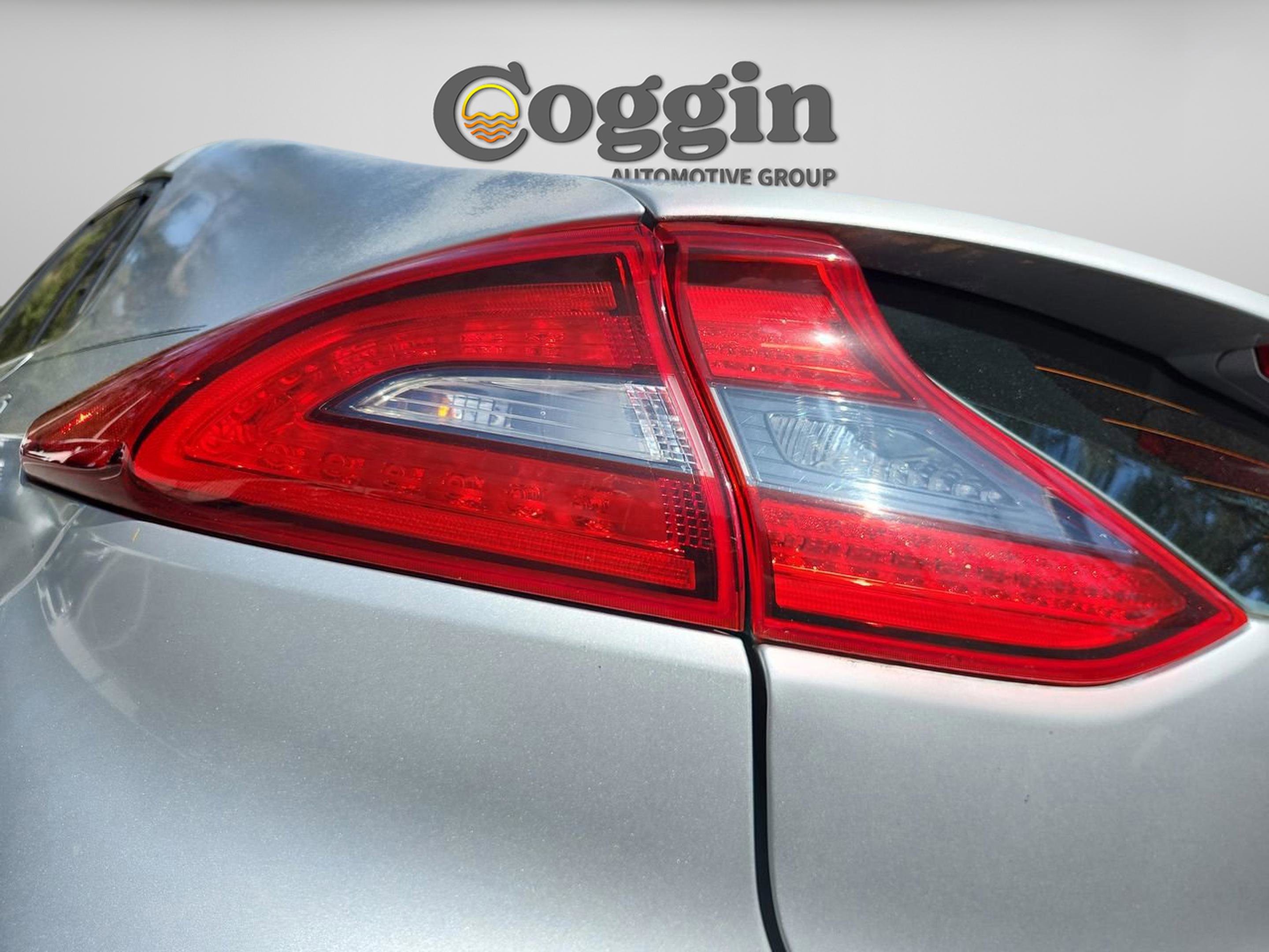 Used 2017 Hyundai Ioniq SEL image 27