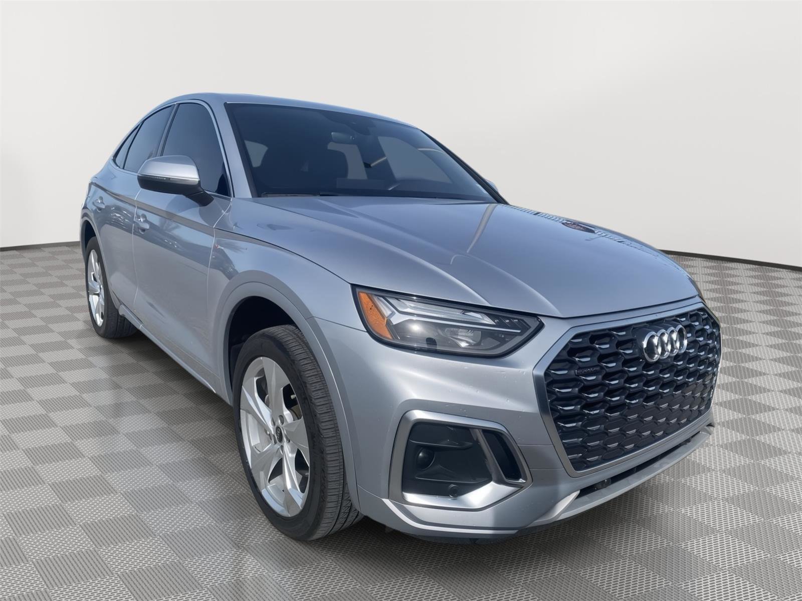 Used 2022 Audi Q5 2.0T Premium Plus w/ Premium Plus Package image 7