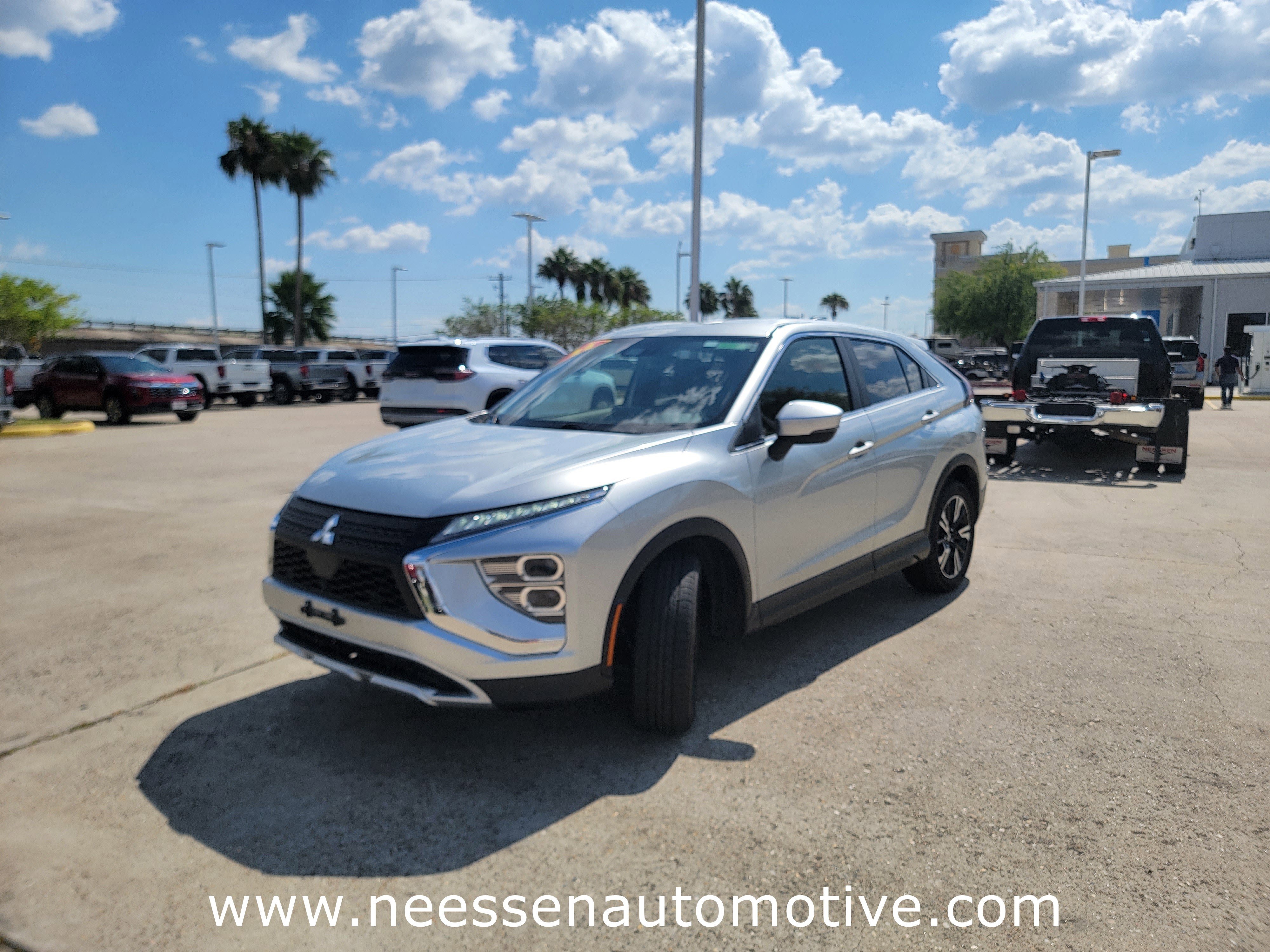 Used 2024 Mitsubishi Eclipse Cross SE image 3