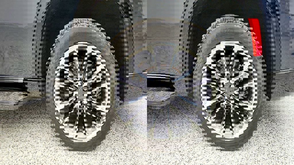 Used 2023 Jeep Wagoneer Series II w/ Premium Group I image 12