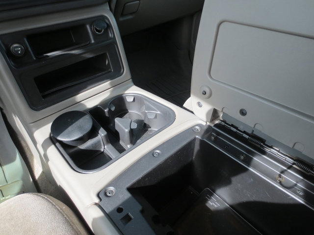 Used 2003 Chevrolet Suburban LS w/ LS Preferred Equipment Group image 18