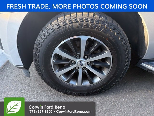 Used 2018 Ford Expedition Max XLT w/ Equipment Group 202A AWD/4WD image 21