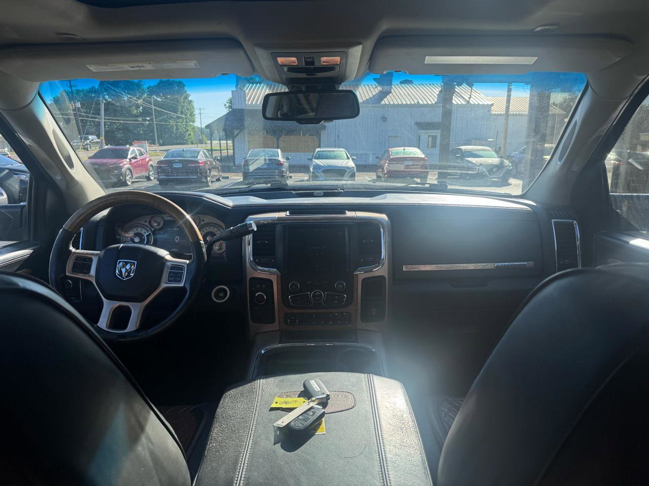 Used 2018 RAM 3500 Laramie Longhorn AWD/4WD image 10