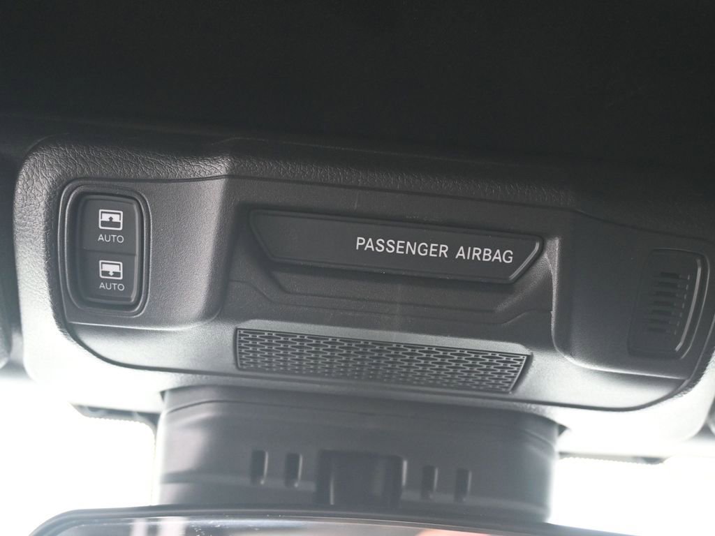 Used 2024 Jeep Wrangler Sport S image 11