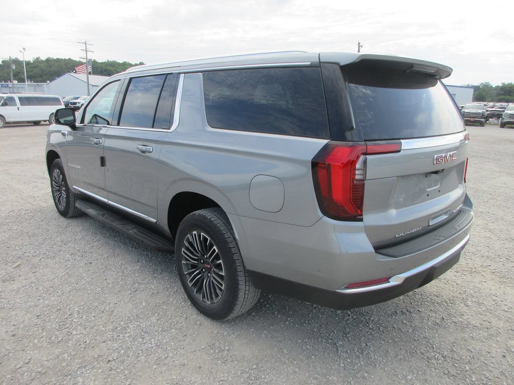New 2026 GMC Yukon XL Elevation w/ Elevation Premium Package AWD/4WD image 6