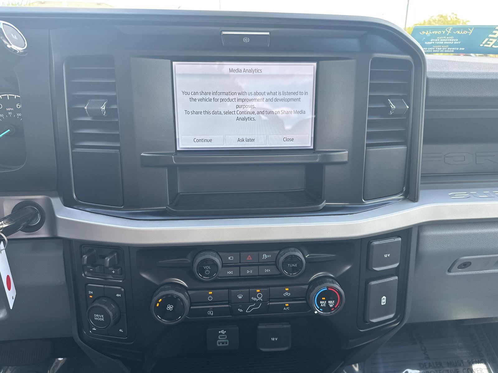 New 2026 Ford F350 XL w/ 360-Degree Camera Package image 16