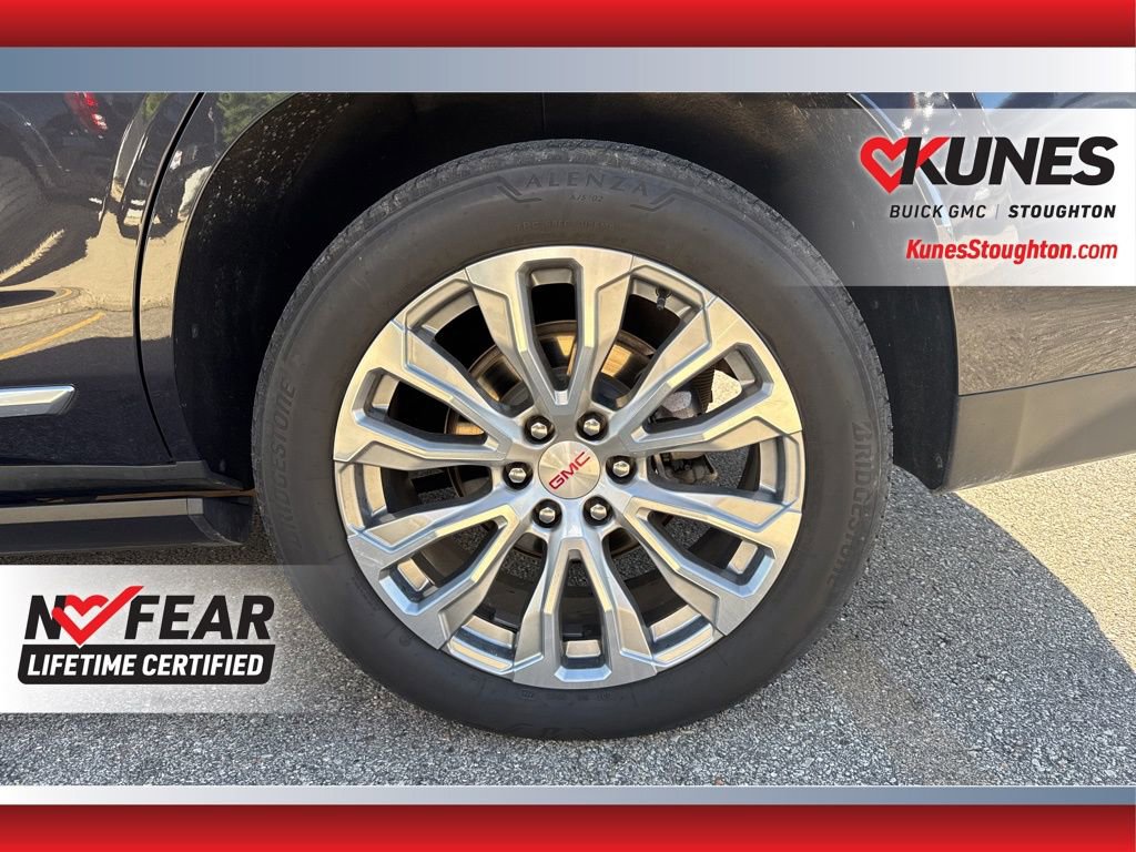 Used 2024 GMC Yukon Denali w/ Denali Reserve Package image 18