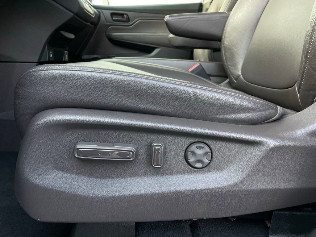 Certified 2024 Honda Odyssey EX-L image 25