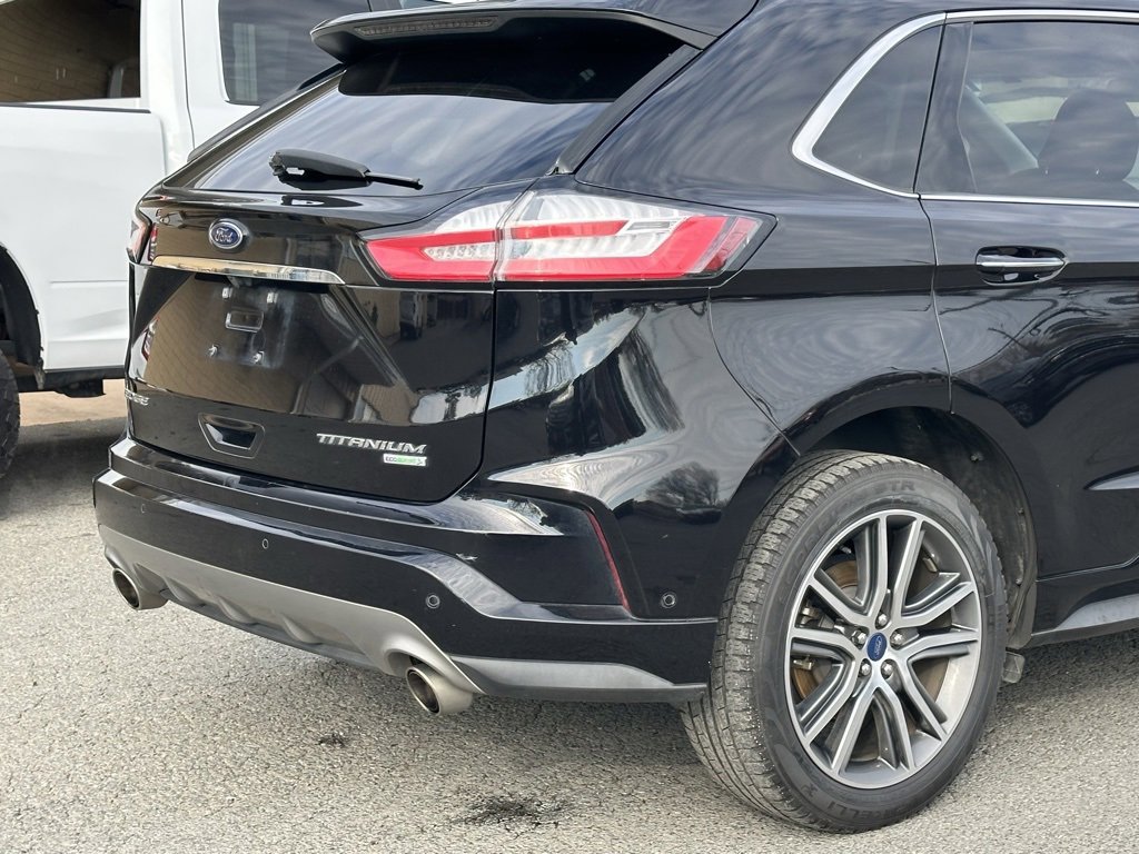 Used 2019 Ford Edge Titanium w/ Equipment Group 301A image 43