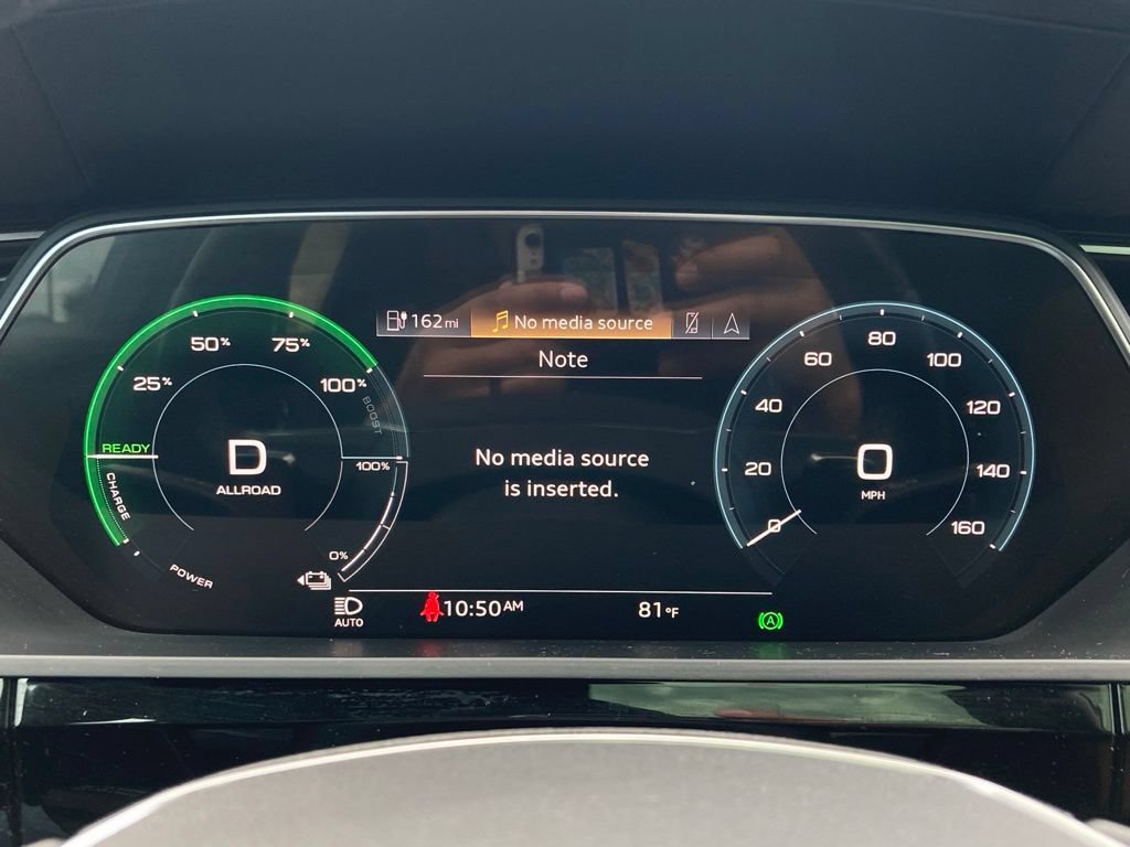 Used 2022 Audi e-tron Premium AWD/4WD image 12