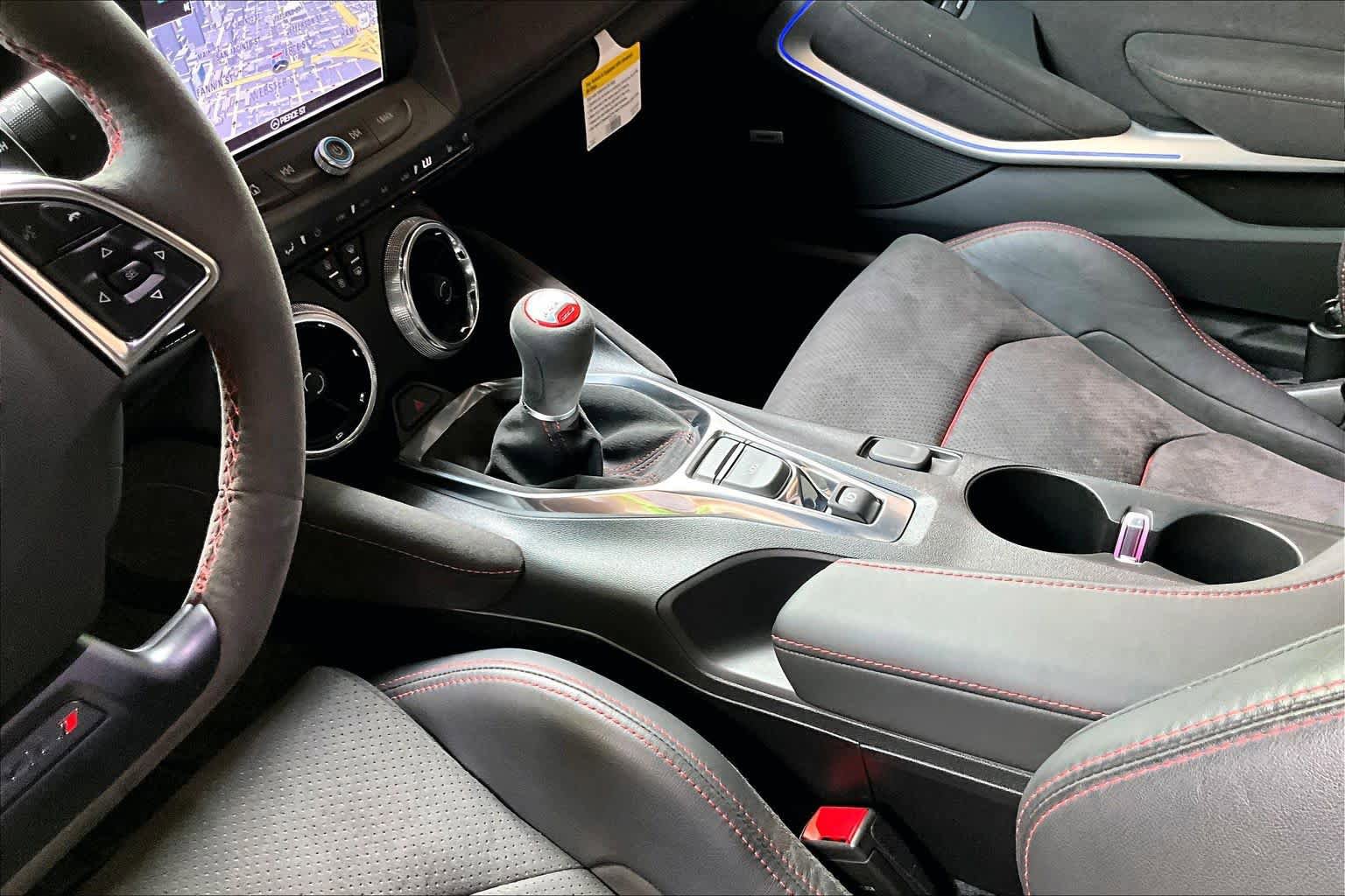 Used 2018 Chevrolet Camaro ZL1 RWD image 16