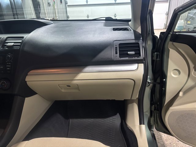 Used 2014 Subaru Impreza 2.0i Premium image 28