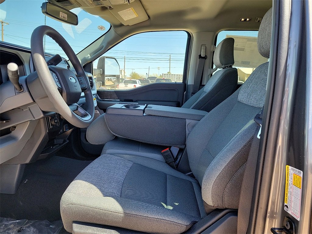 New 2026 Ford F250 XLT w/ XLT Premium Package image 19