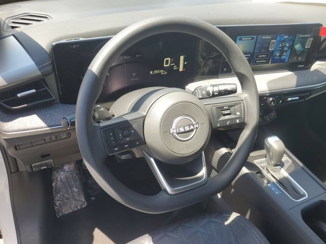 New 2026 Nissan Kicks SV w/ SV Premium Package FWD image 12