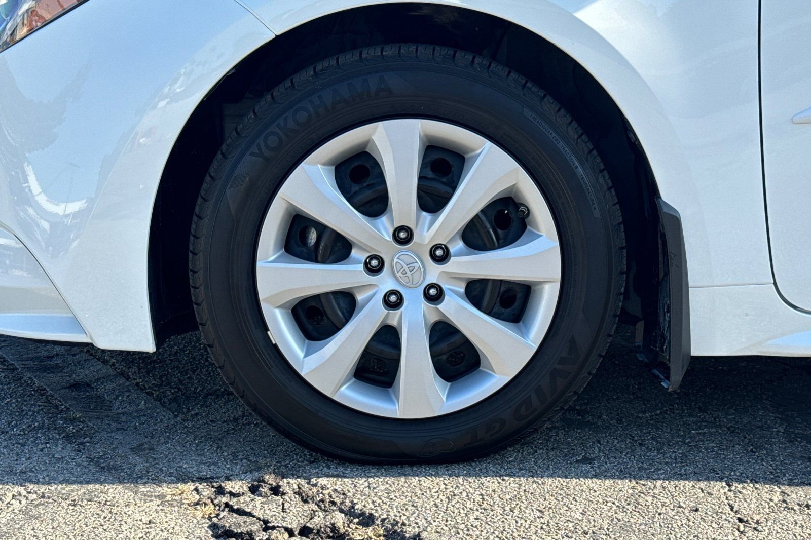 Certified 2023 Toyota Corolla LE w/ Carpet Mat Package (TMS) image 25