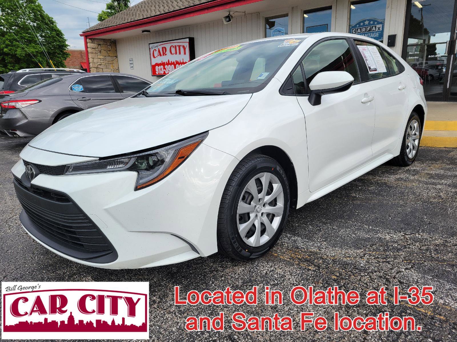 Used 2023 Toyota Corolla LE FWD image 1