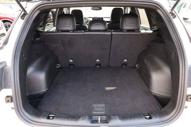Used 2025 Jeep Compass Trailhawk w/ Trailer Tow Group AWD/4WD image 7