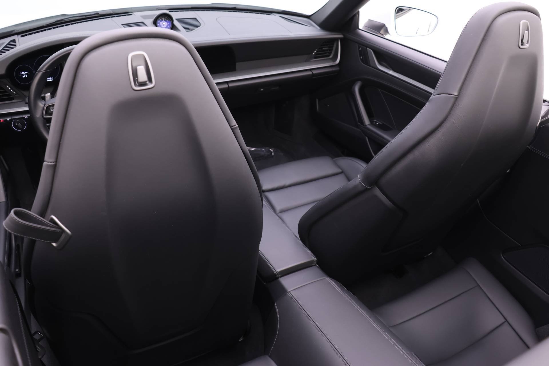 Certified 2023 Porsche 911 Carrera 4S image 24