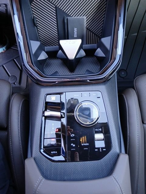 New 2025 BMW X3 xDrive30i w/ Premium Package image 22