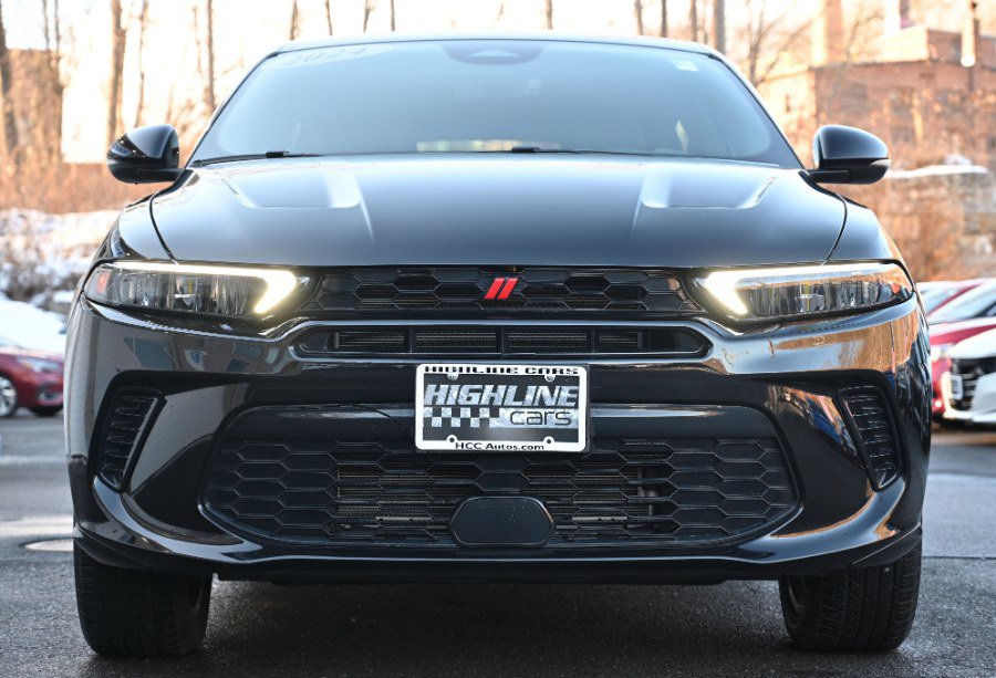 Used 2024 Dodge Hornet R/T w/ R/T Blacktop Package image 8