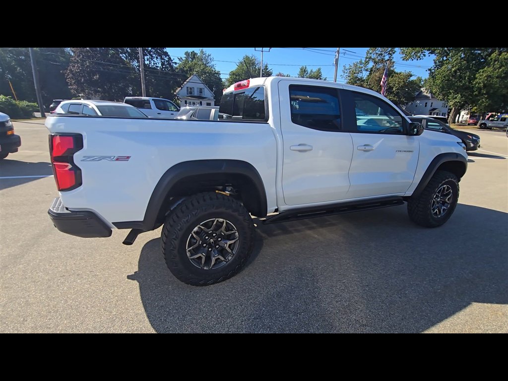 New 2026 Chevrolet Colorado ZR2 image 8