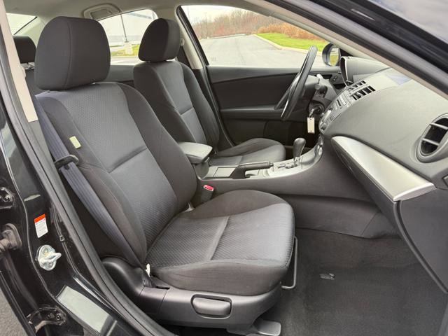 Used 2010 MAZDA MAZDA3 i Touring FWD image 15