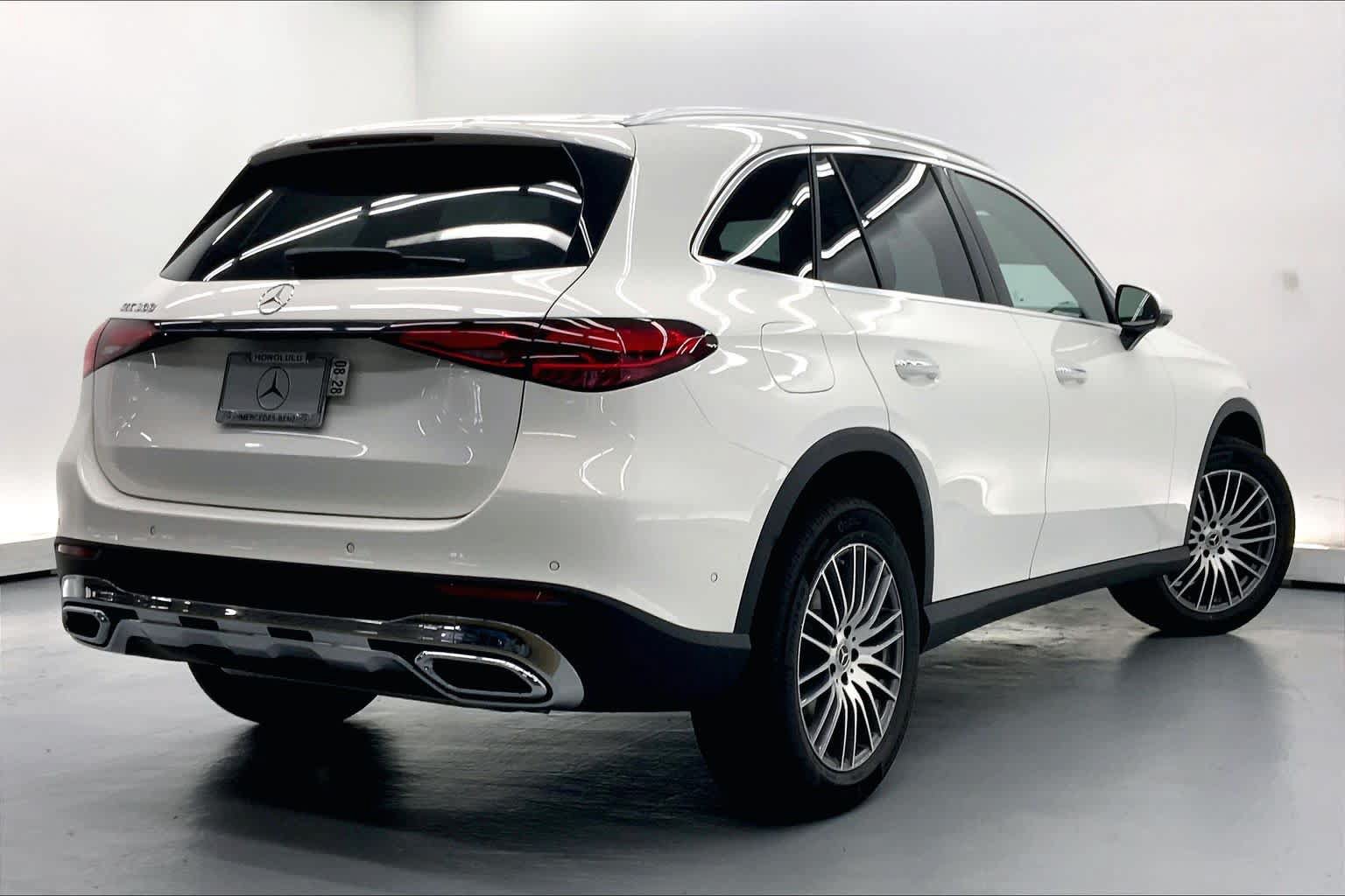 New 2027 Mercedes-Benz GLC 300 image 7