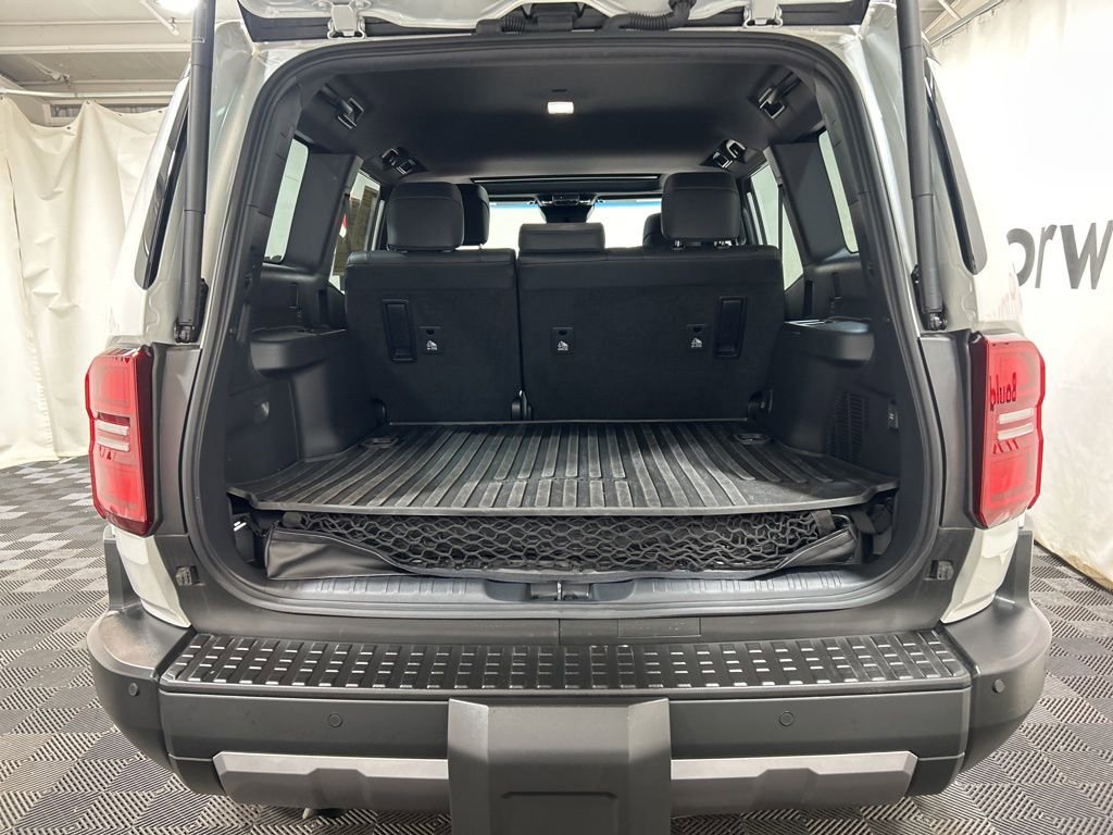 Used 2024 Toyota Land Cruiser w/ Premium Package image 17