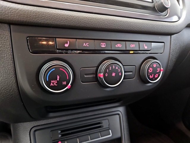 Used 2014 Volkswagen Tiguan R-Line image 5